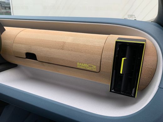 Fiat Grande Panda 1.2 Hybrid La Prima | Achterbank in delen neerklapbaar | Achterspoiler | Achteruitrijcamera ActivLease financial lease