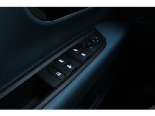 Fiat Grande Panda RED 11kW 44 kWh | Airco | Apple Carplay/Android Auto|telefoonintegratie premium | Cruise control ActivLease financial lease