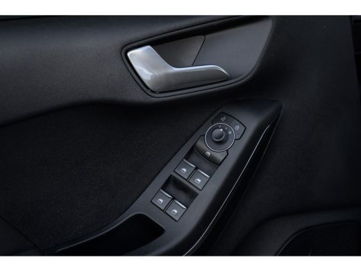 Ford Fiesta 1.0 EcoBoost Titanium | LED verlichting | Winter-pack | Privacy-glass | Apple carplay / Andriod auto ActivLease financial lease