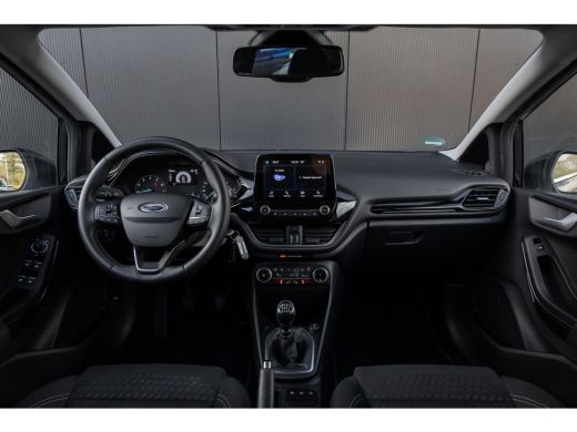 Ford Fiesta 1.0 EcoBoost Titanium | LED verlichting | Winter-pack | Privacy-glass | Apple carplay / Andriod auto ActivLease financial lease