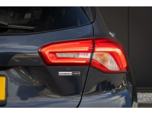 Ford Focus 1.0 EcoBoost Hybrid Titanium X Business | Parkeercamera | Privacy-glass | Climate control | LED- ... ActivLease financial lease