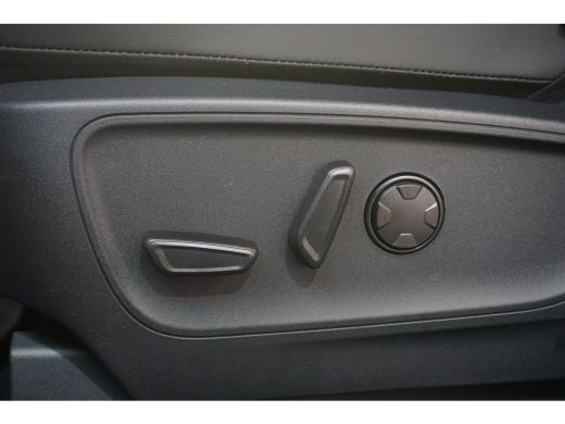 Ford Kuga 2.5 PHEV Sound Edition | Ford Voorraad | Elektrisch glazen panorama-dak | Matrix LED koplampen | ... ActivLease financial lease