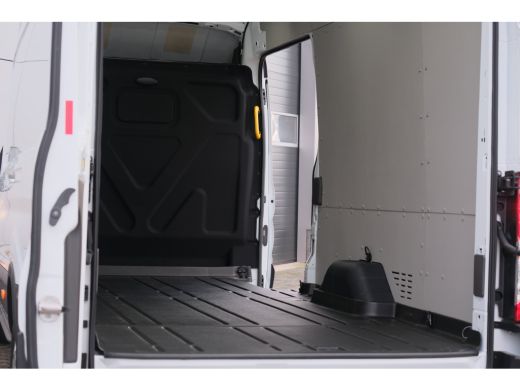 Ford Transit 350 2.0 TDCI L4H3 Trend RWD Nieuw! | Elek. Stoel | Trekhaak | All-Season Banden | Houten Laadvloe... ActivLease financial lease
