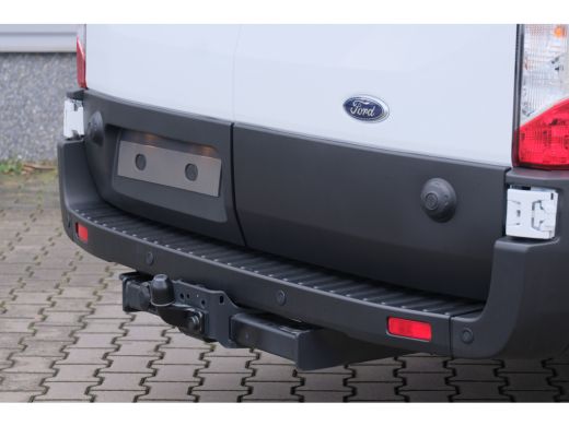 Ford Transit 350 2.0 TDCI L4H3 Trend RWD Nieuw! | Elek. Stoel | Trekhaak | All-Season Banden | Houten Laadvloe... ActivLease financial lease