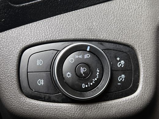 Ford Transit Connect 1.5TDCI Euro6 100PK L2 Trend / Trekhaak / Airco / Schuifdeur / Radio multimedia / Apk 11-2026 ActivLease financial lease