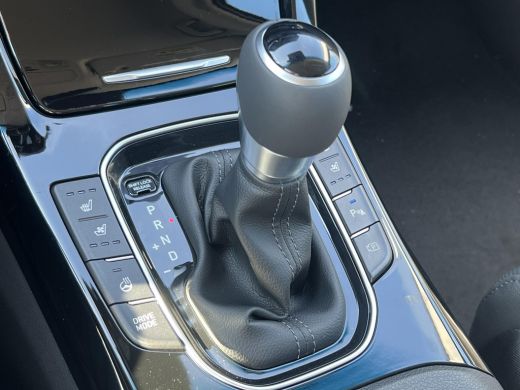 Hyundai i30 1.6 T-GDi Premium | Apple Carplay / Android Auto | Camera | Parkeersensoren | Stoel Verwarming / ... ActivLease financial lease