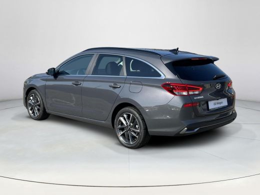 Hyundai i30 1.6 T-GDi Premium | Apple Carplay / Android Auto | Camera | Parkeersensoren | Stoel Verwarming / ... ActivLease financial lease