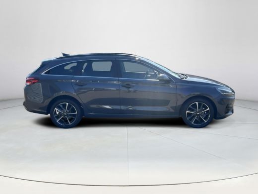 Hyundai i30 1.6 T-GDi Premium | Apple Carplay / Android Auto | Camera | Parkeersensoren | Stoel Verwarming / ... ActivLease financial lease