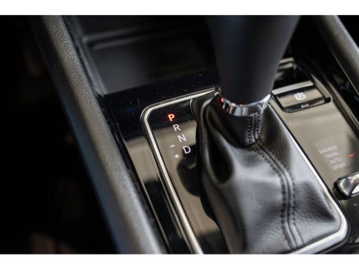 Jeep Compass 4xe 240 Plug-in Hybrid Electric Limited | Climate Controle | Camera | Navigatie | Apple Carplay &... ActivLease financial lease