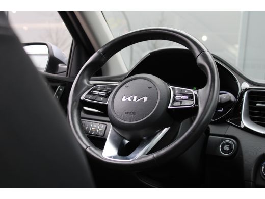 Kia Ceed Sportswagon 1.0 T-GDi ExecutiveLine | Elektrisch glazen schuif-/kanteldak ActivLease financial lease