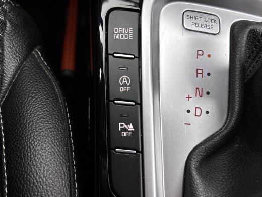 Kia Ceed Sportswagon 1.5 T-GDi 160PK Automaat DynamicPlusLine / Trekhaak / Airco-ecc./ Pdc+Camera / Stoel-Stuurverwarm... ActivLease financial lease