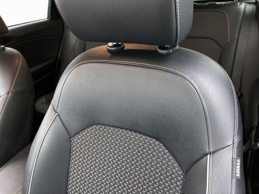 Kia Ceed Sportswagon 1.5 T-GDi 160PK Automaat DynamicPlusLine / Trekhaak / Airco-ecc./ Pdc+Camera / Stoel-Stuurverwarm... ActivLease financial lease