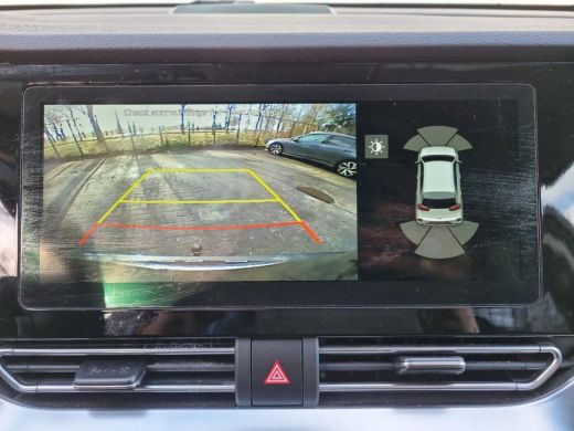 Kia e-Niro DynamicLine 64 kWh | Navi | Camera | LED ActivLease financial lease