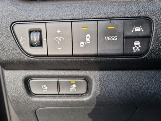 Kia e-Niro DynamicLine 64 kWh | Navi | Camera | LED ActivLease financial lease