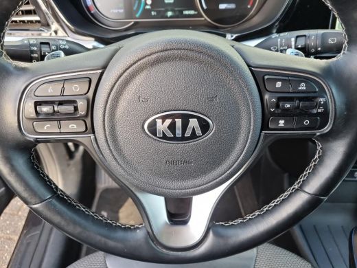 Kia e-Niro DynamicLine 64 kWh | Navi | Camera | LED ActivLease financial lease