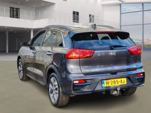 Kia e-Niro DynamicLine 64 kWh | Navi | Camera | LED ActivLease financial lease