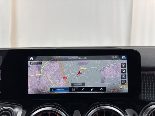 Mercedes-Benz GLB 200 Business Solution Luxury (INCL-BTW) *PANO | LEATHER | FULL-LED | AMBIENTLIGHT | HEATED-SPORTS... ActivLease financial lease