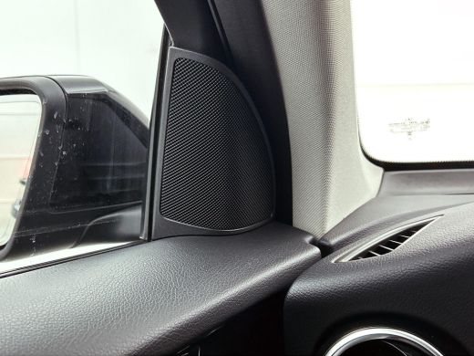 Mercedes-Benz GLC 300e 4MATIC Business Solution Luxury CAMERA | TREKHAAK | NAVI & CARPLAY ActivLease financial lease