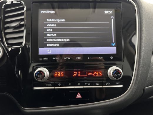 Mitsubishi Outlander 2.4 PHEV Intense (Plug-in) (INCL-BTW) *LEATHER-MICROFIBRE | FULL-LED | KEYLESS | BLINDSPOT | CAME... ActivLease financial lease