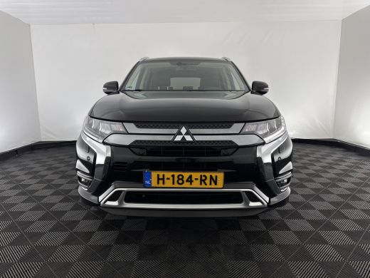 Mitsubishi Outlander 2.4 PHEV Intense (Plug-in) (INCL-BTW) *LEATHER-MICROFIBRE | FULL-LED | KEYLESS | BLINDSPOT | CAME... ActivLease financial lease