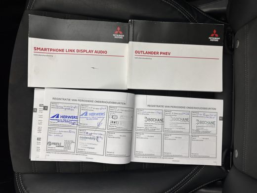 Mitsubishi Outlander 2.4 PHEV Intense (Plug-in) (INCL-BTW) *LEATHER-MICROFIBRE | FULL-LED | KEYLESS | BLINDSPOT | CAME... ActivLease financial lease