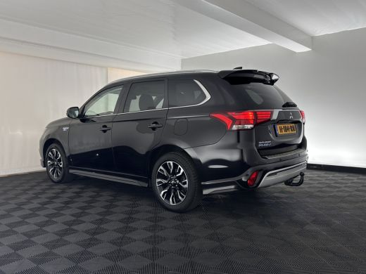 Mitsubishi Outlander 2.4 PHEV Intense (Plug-in) (INCL-BTW) *LEATHER-MICROFIBRE | FULL-LED | KEYLESS | BLINDSPOT | CAME... ActivLease financial lease