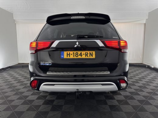 Mitsubishi Outlander 2.4 PHEV Intense (Plug-in) (INCL-BTW) *LEATHER-MICROFIBRE | FULL-LED | KEYLESS | BLINDSPOT | CAME... ActivLease financial lease
