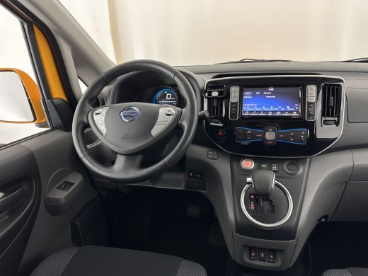 Nissan e-NV200 40 kWh Connect Edition [ 7-Pers. ] {SOH-95%} (INCL.BTW) *NAVI-FULLMAP | CAMERA | HEATED-COMFORTSE... ActivLease financial lease