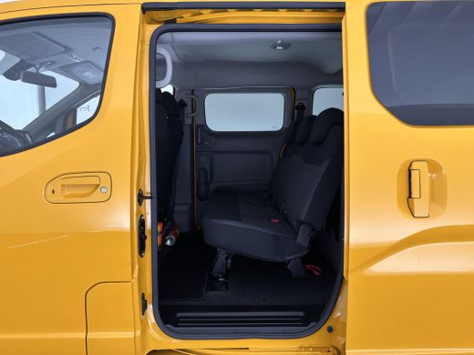 Nissan e-NV200 40 kWh Connect Edition [ 7-Pers. ] {SOH-95%} (INCL.BTW) *NAVI-FULLMAP | CAMERA | HEATED-COMFORTSE... ActivLease financial lease