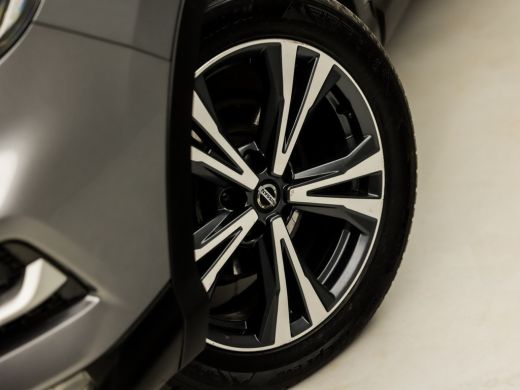 Nissan QASHQAI 1.3 DIG-T Sport 159Pk Automaat (PANORAMADAK, NAVIGATIE, 360 CAMERA, TREKHAAK, SPORTSTOELEN, GETIN... ActivLease financial lease