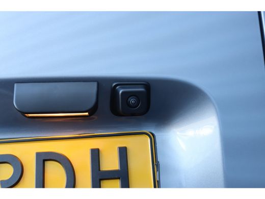 Opel Combo 1.5D 130PK L2H1 / NAVI / AIRCO / LED / PDC / CAMERA / BPM VRIJ / BETIMMERING / 1E EIGENAAR !! ActivLease financial lease