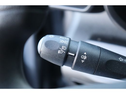 Opel Combo 1.5D 130PK L2H1 / NAVI / AIRCO / LED / PDC / CAMERA / BPM VRIJ / BETIMMERING / 1E EIGENAAR !! ActivLease financial lease