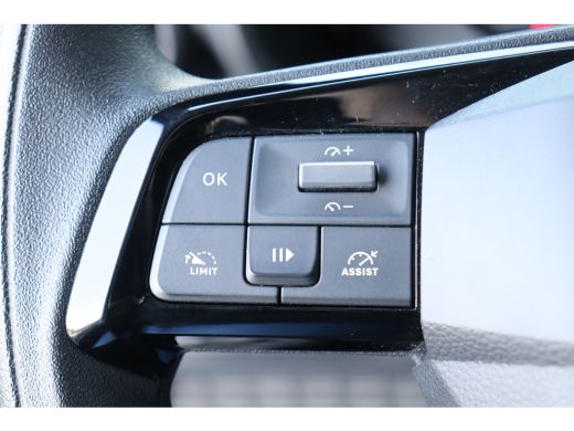 Opel Combo 1.5D 130PK L2H1 / NAVI / AIRCO / LED / PDC / CAMERA / BPM VRIJ / BETIMMERING / 1E EIGENAAR !! ActivLease financial lease