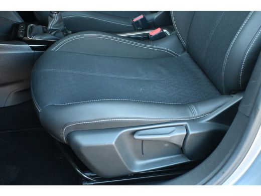Opel Corsa 1.2 Turbo Elegance 100pk | Achteruitrijcamera | Navigatie | Climate Control | Apple Carplay | And... ActivLease financial lease