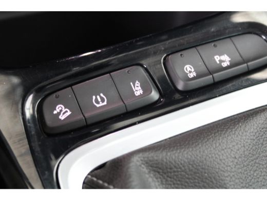 Opel Crossland 1.2 Turbo Elegance 110PK | Trekhaak | Camera | Cruise control | Climate control | Navigatie | Dod... ActivLease financial lease