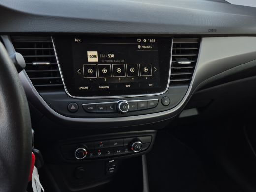 Opel Crossland X 1.2 Turbo Edition Trekhaak | Parkeersensoren | Comfortstoelen | Full map navigatie | Carplay/andr... ActivLease financial lease