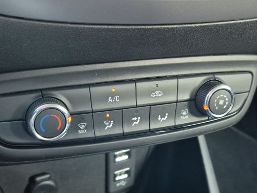 Opel Crossland X 1.2 Turbo Edition Trekhaak | Parkeersensoren | Comfortstoelen | Full map navigatie | Carplay/andr... ActivLease financial lease