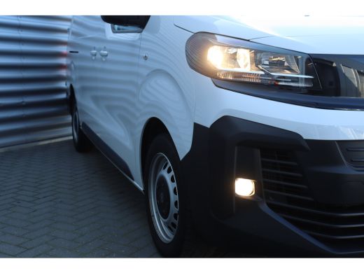 Opel Vivaro 2.0D 180PK L3H1 AUTOMAAT / NAVI / CLIMA / LED / PDC / BPM VRIJ / KEYLESS / BETIMMERING / WINTERPA... ActivLease financial lease