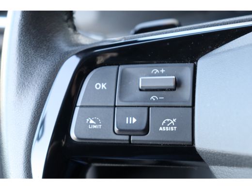 Opel Vivaro 2.0D 180PK L3H1 AUTOMAAT / NAVI / CLIMA / LED / PDC / BPM VRIJ / KEYLESS / BETIMMERING / WINTERPA... ActivLease financial lease