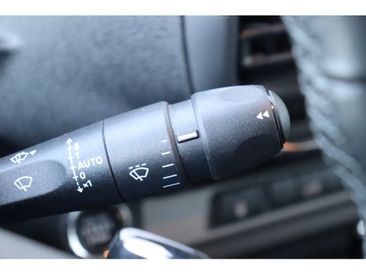 Opel Vivaro 2.0D 180PK L3H1 AUTOMAAT / NAVI / CLIMA / LED / PDC / BPM VRIJ / KEYLESS / BETIMMERING / WINTERPA... ActivLease financial lease