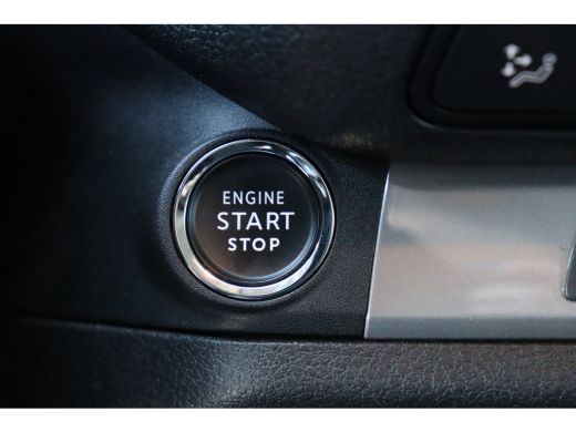 Opel Vivaro 2.0D 180PK L3H1 AUTOMAAT / NAVI / CLIMA / LED / PDC / BPM VRIJ / KEYLESS / BETIMMERING / WINTERPA... ActivLease financial lease