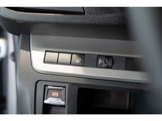 Opel Vivaro-e L3 75 kWh STX Edition | Lederen bekleding | Stoelverwarming | Camera | Keyless | Climate Controle... ActivLease financial lease