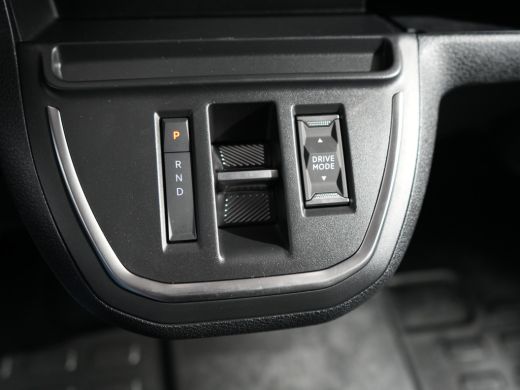 Opel Vivaro-e L3 75 kWh STX | Achterspoiler | City pakket | Comfort Pakket ActivLease financial lease