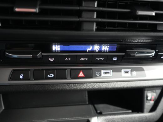 Opel Vivaro-e L3 75 kWh STX Special Edition | 8 Jaar garantie | Camera | Laadruimte betimmering | Stoelverwarmi... ActivLease financial lease