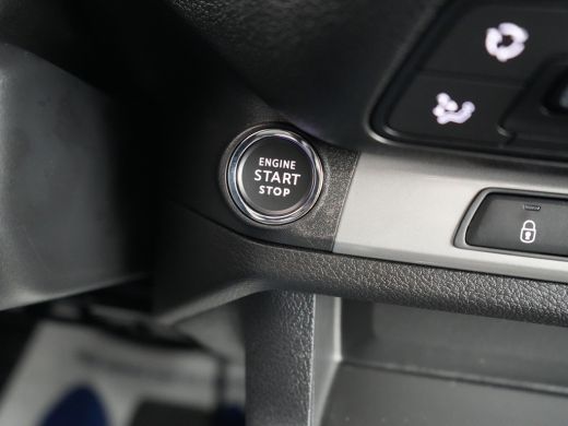 Opel Vivaro-e L3 75 kWh STX Special Edition | 8 Jaar garantie | Camera | Laadruimte betimmering | Stoelverwarmi... ActivLease financial lease