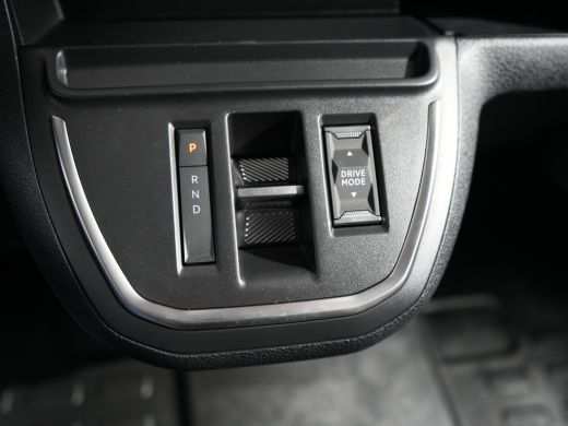 Opel Vivaro-e L3 75 kWh STX Special Edition | 8 Jaar garantie | Camera | Laadruimte betimmering | Stoelverwarmi... ActivLease financial lease