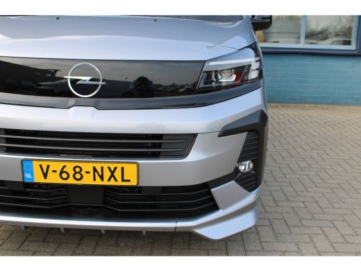 Opel Vivaro-e STX L3 75 kWh 136 PK | 8 JAAR GARANTIE | LEDER | CAMERA | BETIMMERING | STOEL + STUUR VERWARMING ... ActivLease financial lease