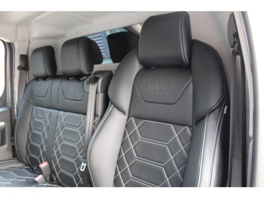 Opel Vivaro-e STX L3 75 kWh 136 PK | 8 JAAR GARANTIE | LEDER | CAMERA | BETIMMERING | STOEL + STUUR VERWARMING ... ActivLease financial lease