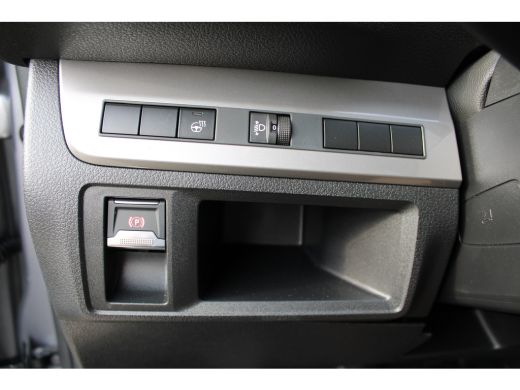 Opel Vivaro-e STX L3 75 kWh 136 PK | 8 JAAR GARANTIE | LEDER | CAMERA | BETIMMERING | STOEL + STUUR VERWARMING ... ActivLease financial lease
