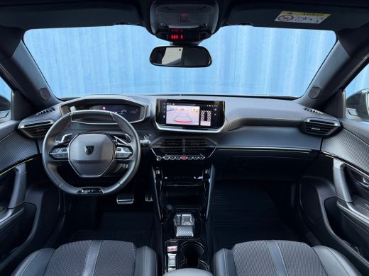 Peugeot 2008 1.2 Hybrid 136 GT Afdaal assistent | Achteruitrijcamera | Keyless start | Cruise control | Led in... ActivLease financial lease